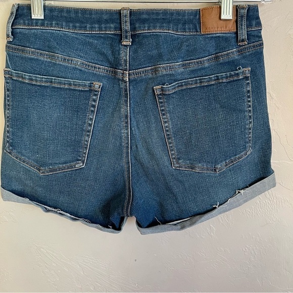 Aeropostale Flex Effect High Waisted MIDI Stretch Denim Shorts - Picture 5 of 8